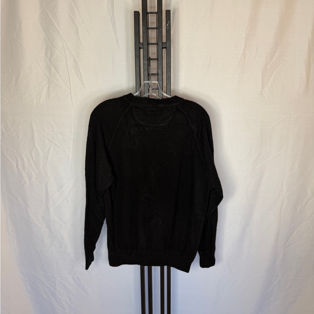 Elegant Black Crewneck Sweater for Men - Picture 3 of 8